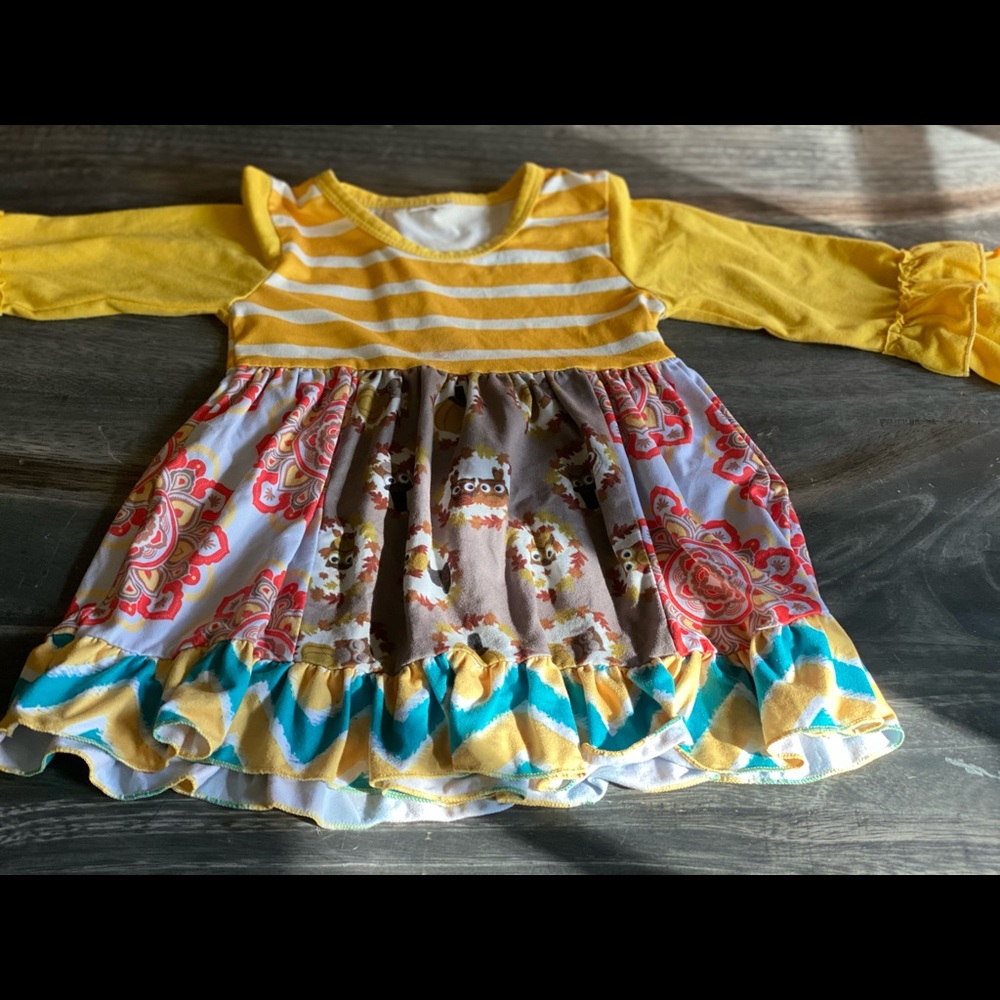 Girls Outfit - Picture 3 of 5
